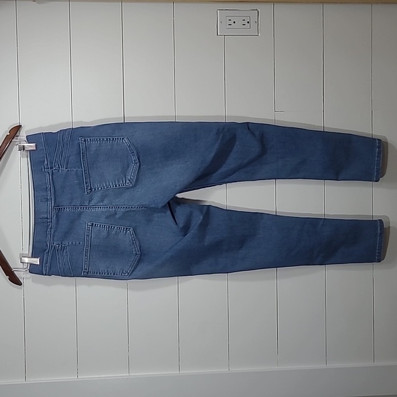 We The Free Jeans Women's sz 29 Pull On Skinny Leg Cropped High Rise Denim Jean - Picture 3 of 10